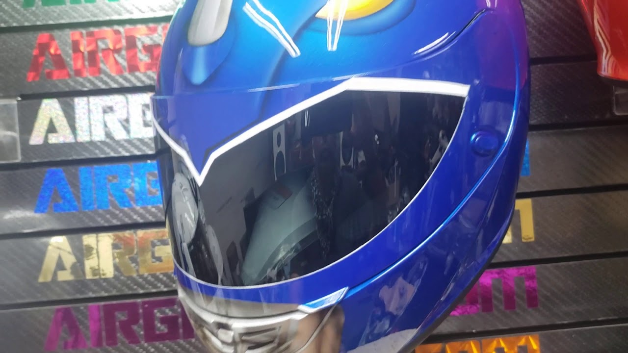 Custom painted blue power ranger helmet by airgraffix.com - YouTube