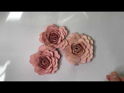 How to Make Rolled Paper Flowers with Cricut - Sarah Maker