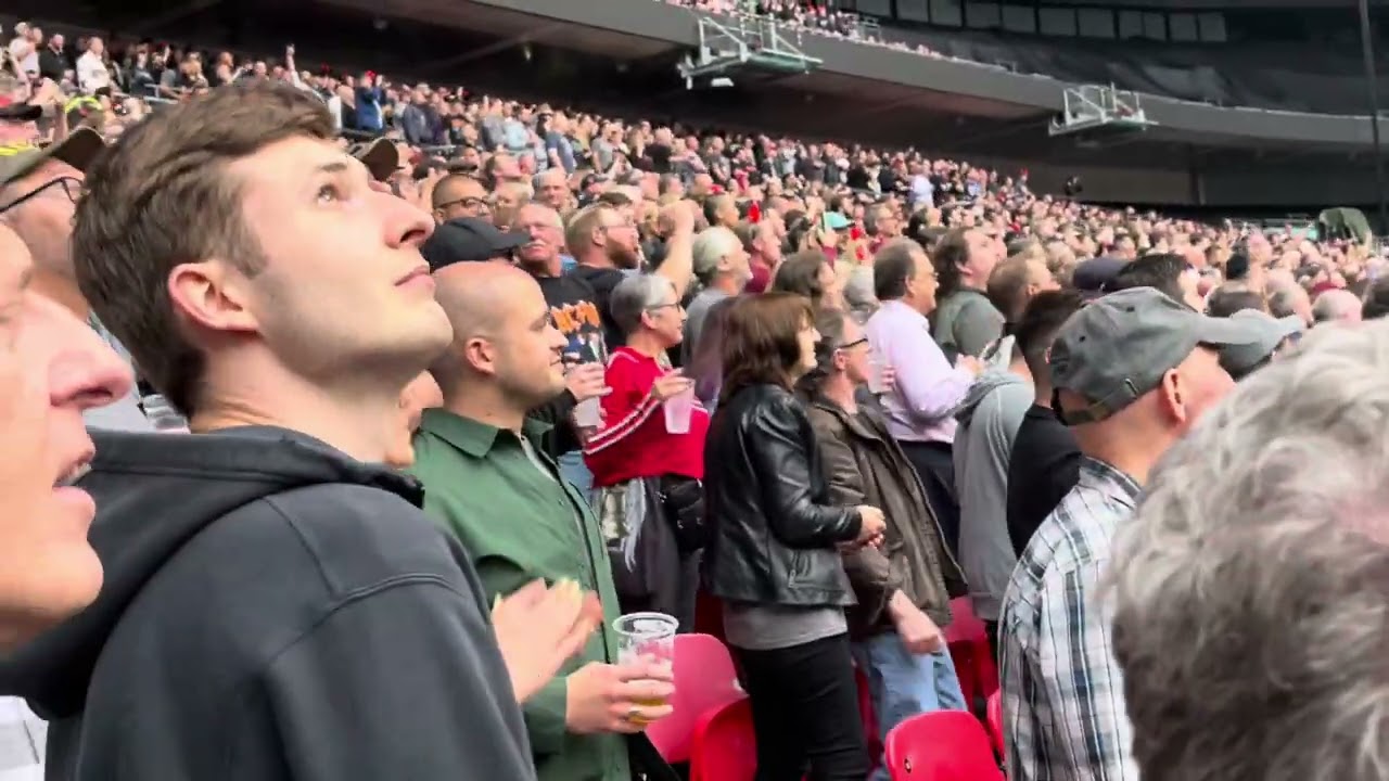 AC/DC singing Back in Black @Wembley stadium 3rd of July 2024