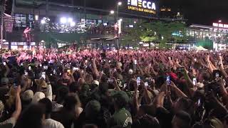 Melwaukee Bucks Fans Erupts Celebration After They Knew 2021 NBA CHAMPIONS