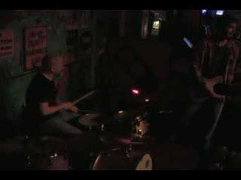 revolver---animal---pearl-jam-cover