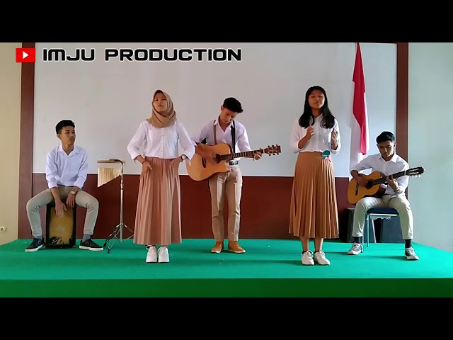 Juara 1 Musikalisasi Puisi ~ Hujan Bulan Juni class=