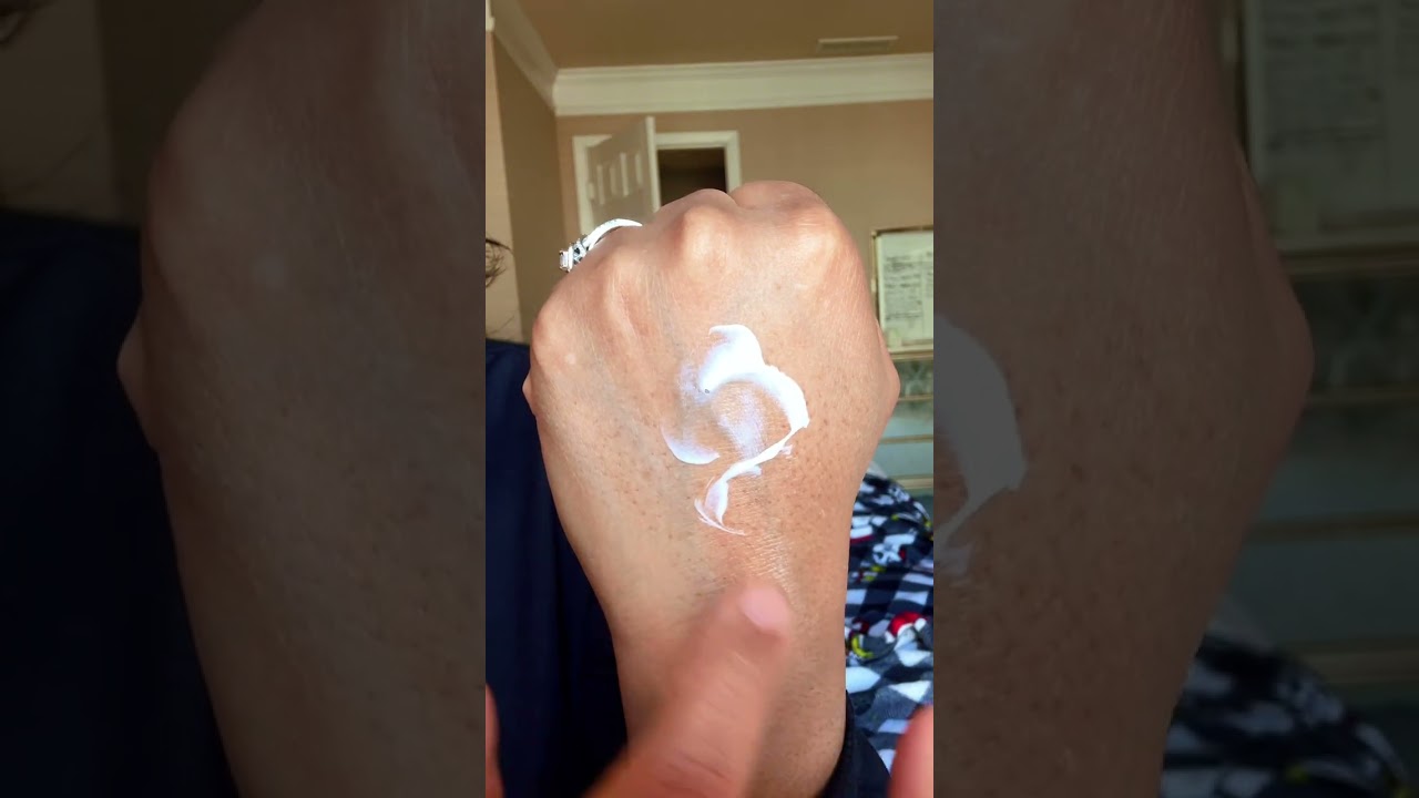 Dry feet no more with this amazing foot cream! 