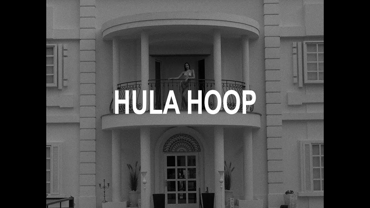 Guarda YD Frost - Hula Hoop feat. IvanBi (prod. YD Teddy) (Lyric Video) su YouTube Guarda YD Frost - Hula Hoop feat. IvanBi (prod. YD Teddy) (Lyric Video) su YouTube