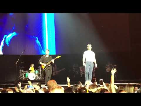 Jonas Brothers- Cake by the ocean- The O2- 02/02/20