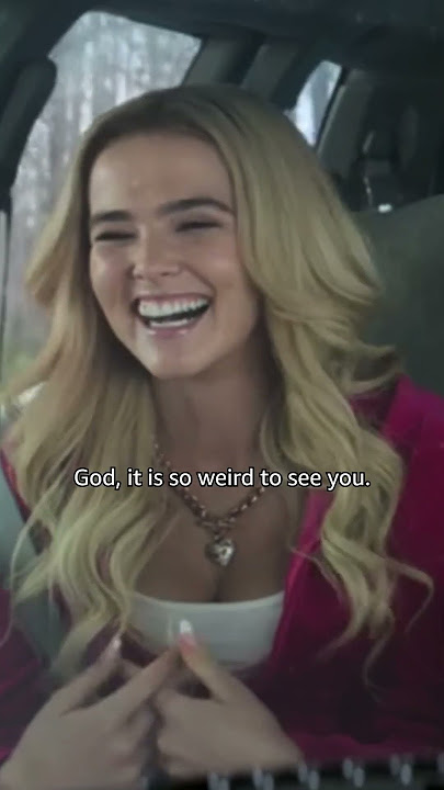 Madison was the cutest zombie apocalypse companion 💅 #ZombieLand #ZombieLandDoubleTap #ZoeyDeutch