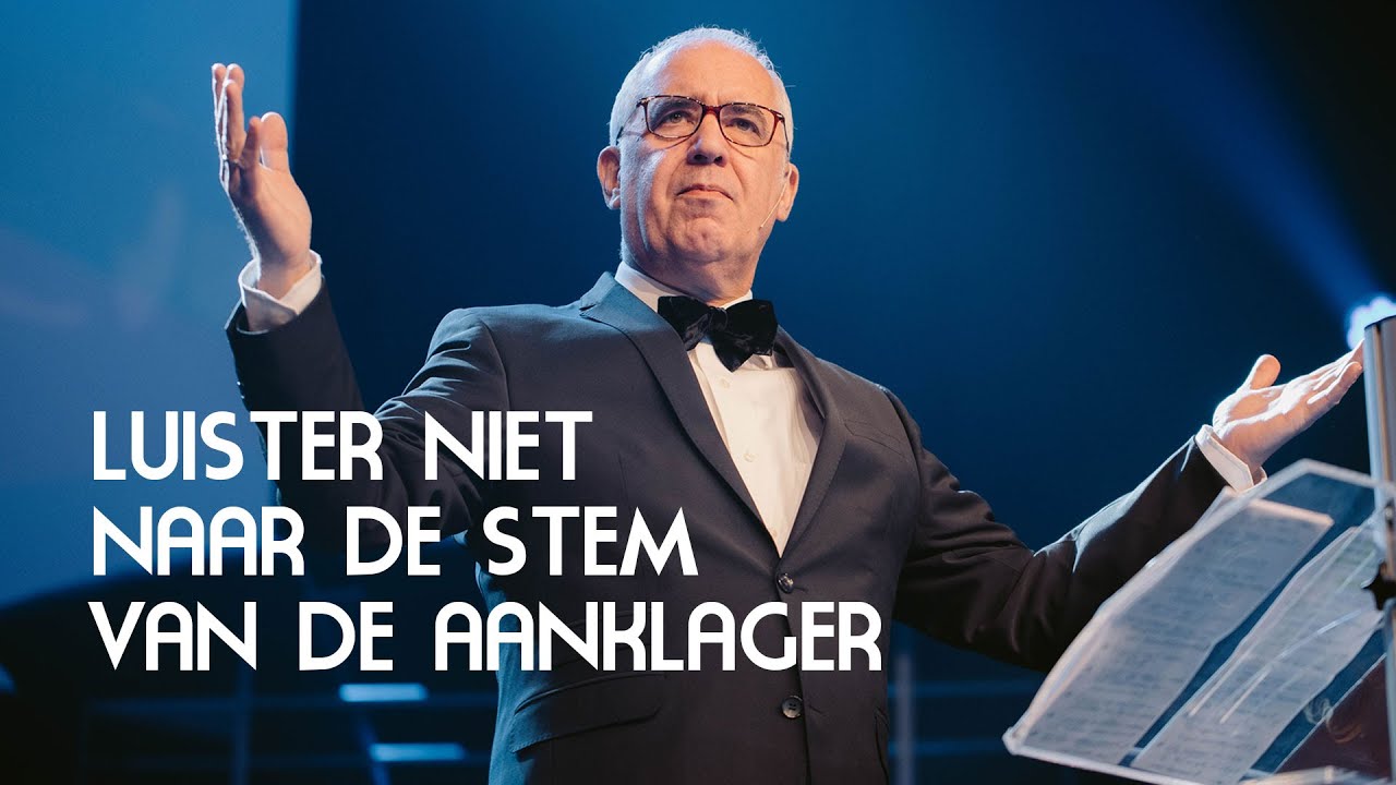 Luister niet naar de stem van de aanklager | David Maasbach