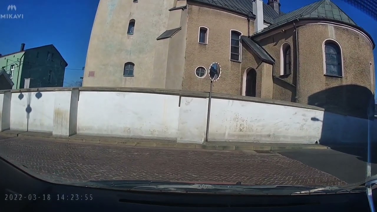 Woźniki; Rynek i okolica