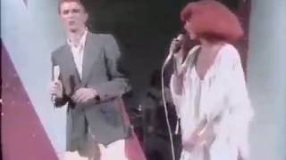 Cher & David Bowie - Ain't No Sunshine (Bill Withers cover)