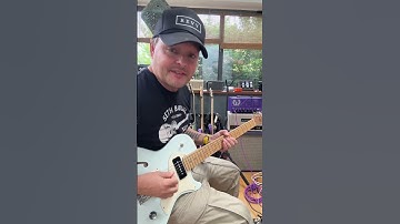 Simple groovy 1 chord loop in E… Short Loops #danishpete #loop #guitar