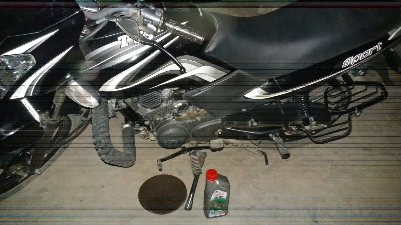 Tvs Sport Bike Engine oil kse change kre.How to change Engine oil of