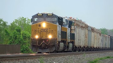 CSX Trash Train Buzzes By Heading West 4K