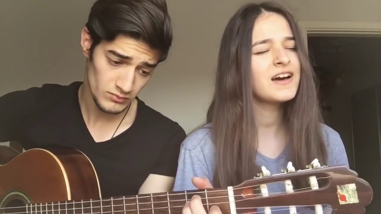 Ezgi Enes   Sensiz de Yryorum Cover