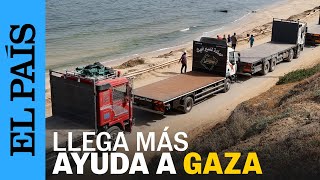 GAZA | Los primeros cargamentos llegan al muelle temporal de EE UU, mientras otros son atacados