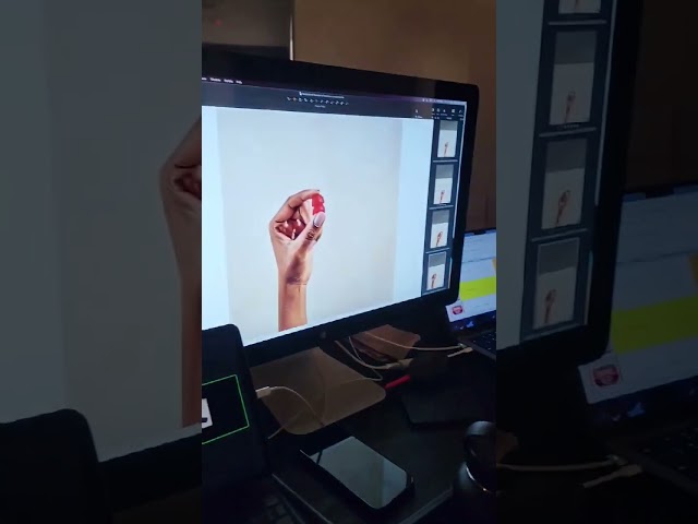 The art director had a vision #trusttheprocess #handmodel #supplements #lyapouleyy #vitamin #short