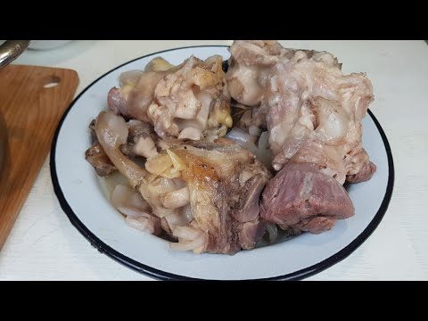 С возрастом стала готовить коровьи ноги. Для людей с проблемными суставами самое то (рецепт)