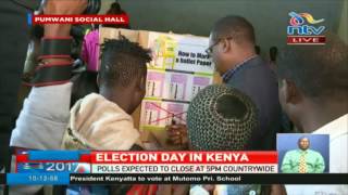 Nairobi Governor Evans Kidero votes at Pumwani Social Hall - #ElectionsKE