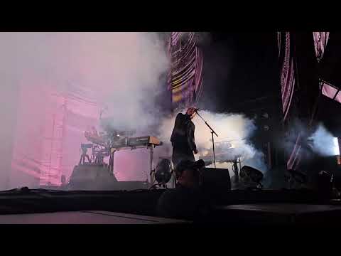Hearing Damage - Thom Yorke at Sydney Opera House Forecourt Nov 1, 2024