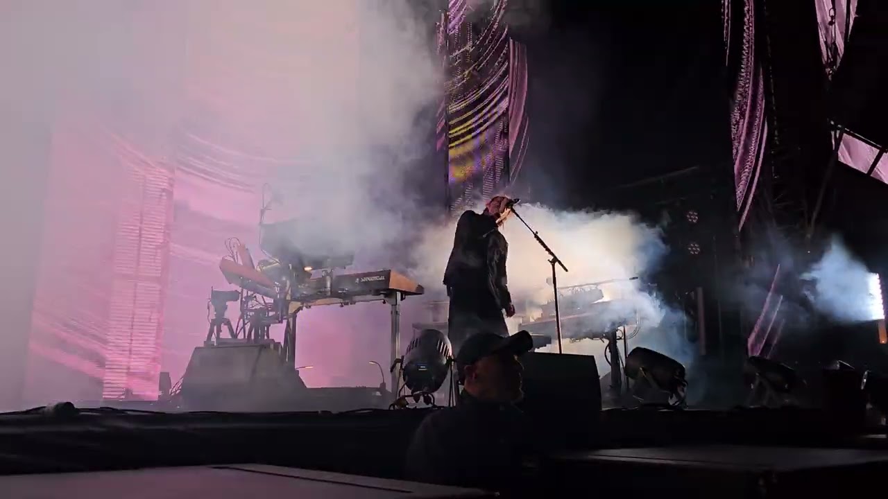 Hearing Damage - Thom Yorke live at Sydney Opera House Forecourt Nov 1, 2024