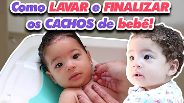 Como se deve pentear o cabelo de um bebê cacheado?