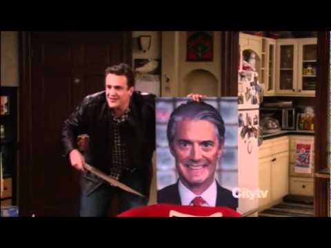How I Met Your Mother - Whats wrong with the captain