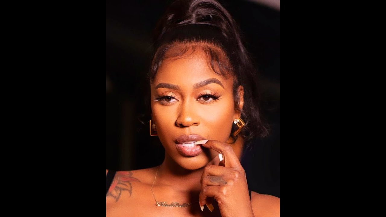 He Wants A 🖐🏾full Of That🍑& A 🤜🏾full Of Ur Hair After This Date Night😈No Mo Holding Bk🤤He's Coming🥴