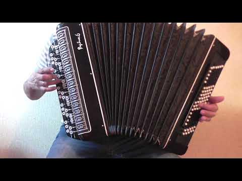 Уроки баяна. Яблочко на аккордеоне. Пусть бегут неуклюже ноты для аккордеона с басами. Катюша на баяне разбор. Уроки игры на баяне.