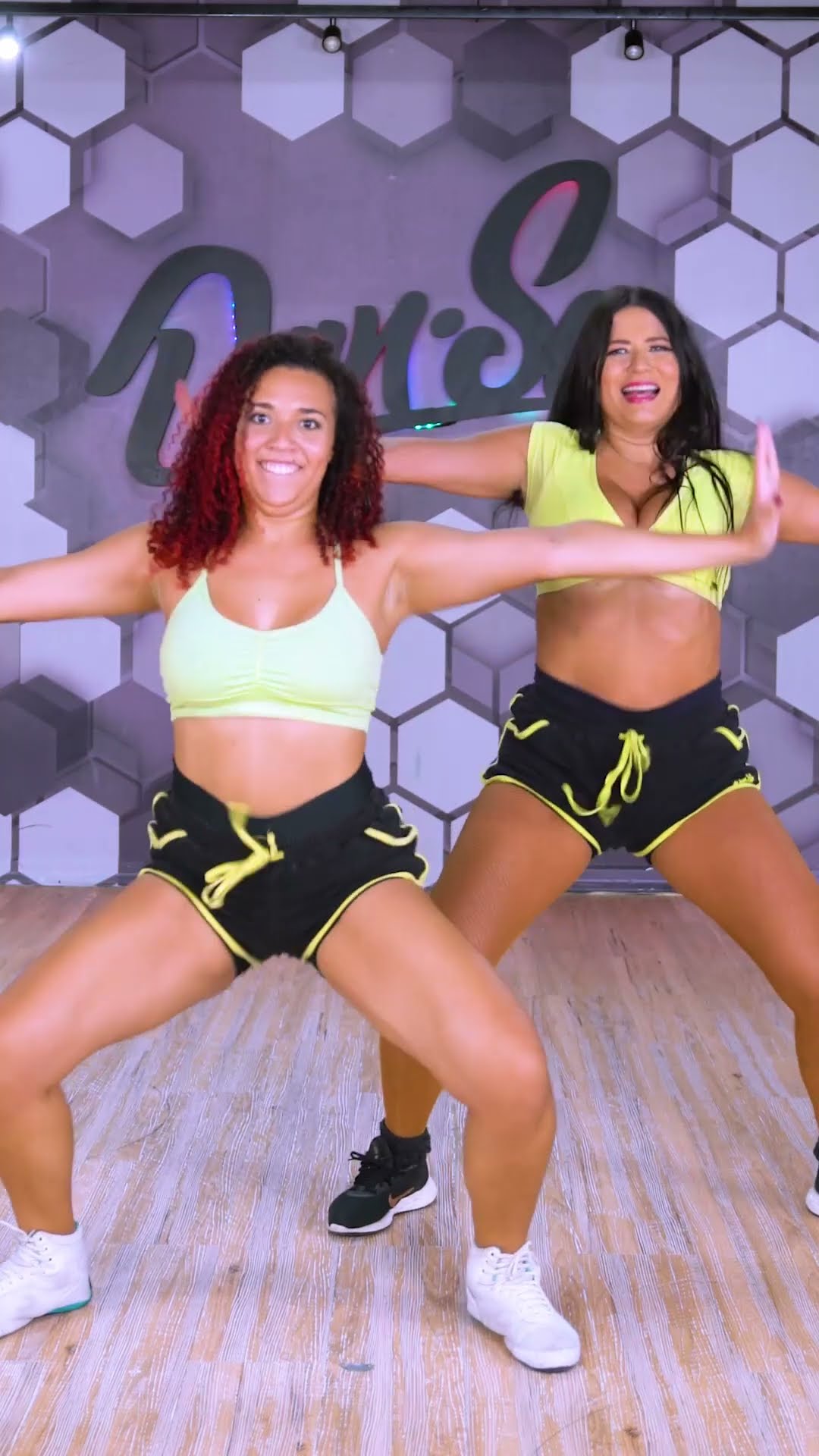 TREME BUNDA (O DESAFIO REMIX) - BX MUNIZ E MC R1 - Dan-Sa / Daniel Saboya (Coreografia) #shorts