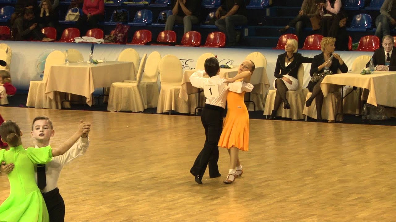 Агафонов Роман - Соколова Маргарита, Quickstep - YouTube