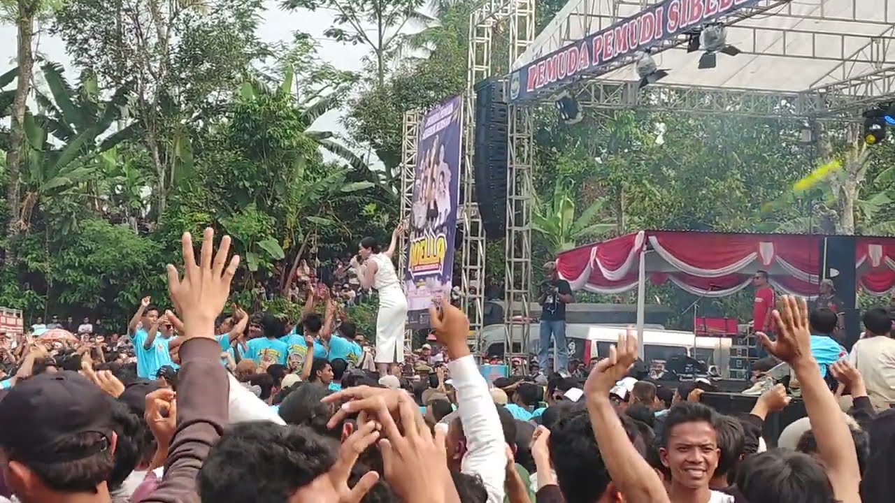 Difarina Indra Adella - Singkong Dan Keju Live PPSB Pemuda Pemudi Sibebek Bersatu 