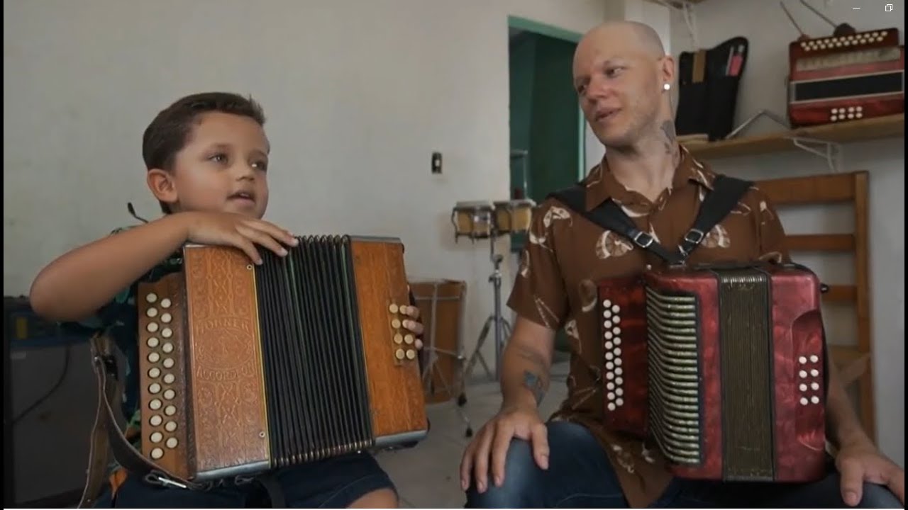 Ivison Trio e Arthur no Globo Rural - Matéria especial sobre a Sanfona de Oito Baixos