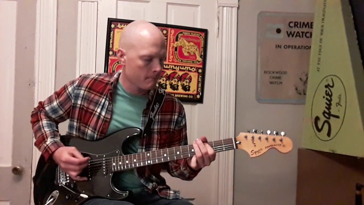Vintage SQ Squier Stratocaster Made in Japan. 1984 - YouTube