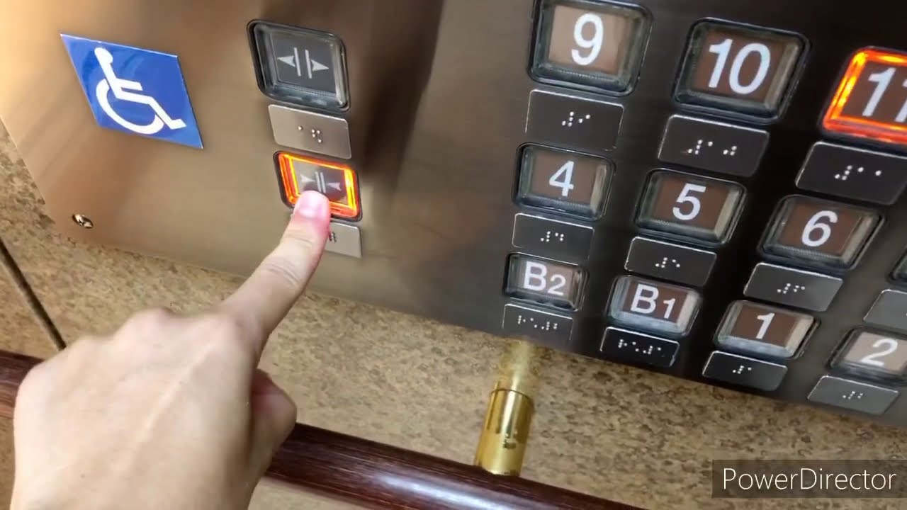 福屋広島駅前店(エールエールA館)エレベーター (オーチス)