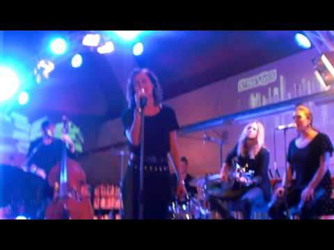 Medina - Addiction (Acoustic - Street Gig 02.12.2012 Münster)