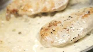 Chef peter venter makes one of his top selling dishes; creamy tarragon
chicken using meadowland classique which is heat & acid stable.