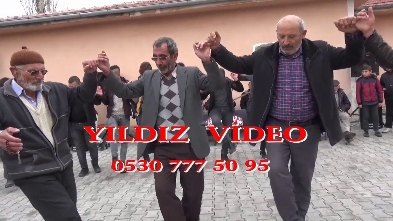 Kapadokya da düğün  ..Halay .. 80 yaşında halay başında..köprüden geçti gelin Topaç Köyü Acıgöl