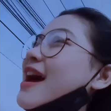 Story wa cewek nyanyi nggak jelas🤣🤣🤣mantaps pokoknya