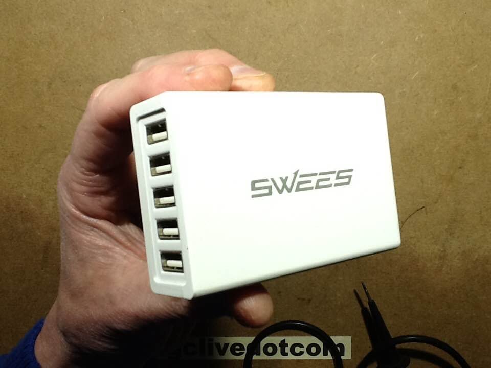 Horrific USB power supply fault. (Electrocution risk.) YouTube