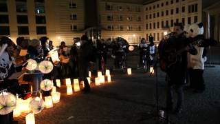 Ashley Hicklin "City Lights" Live At WWF Earth Hour At Brandenburger Tor