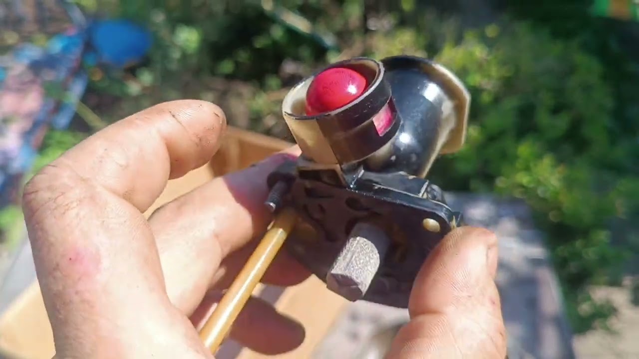 Бриггс Страттон газонокосилка, обслуживание карбюратора.