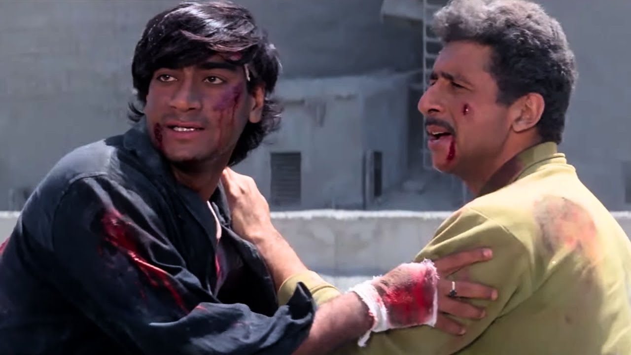 तेरा सर्वनाश हम दोनों भाइयो के हाथो लिखा हैं - Ajay Devgn, Naseeruddin Shah  Action Scene - Bedardi