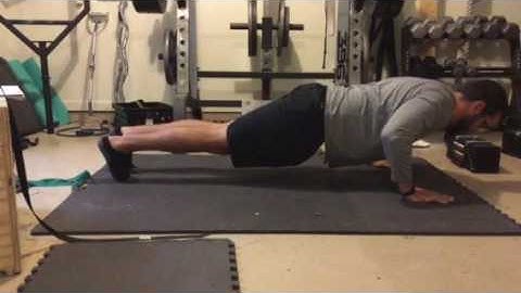 Eccentric-accentuated Push-up