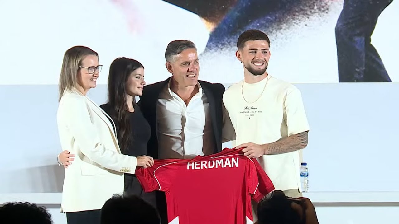 LIVE: PSSI Perkenalkan Pelatih Baru Timnas Indonesia