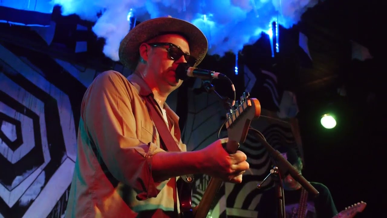 Compulsive Gamblers at Cactus Club 2 of 5