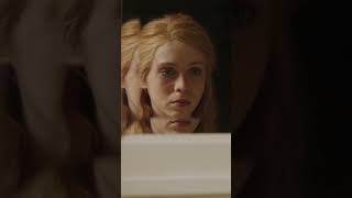 Flashbacks del pasado que nos atormentan... Amy Adams lo sabe #SharpObjects #AmyAdams #HBO #HBOlatam