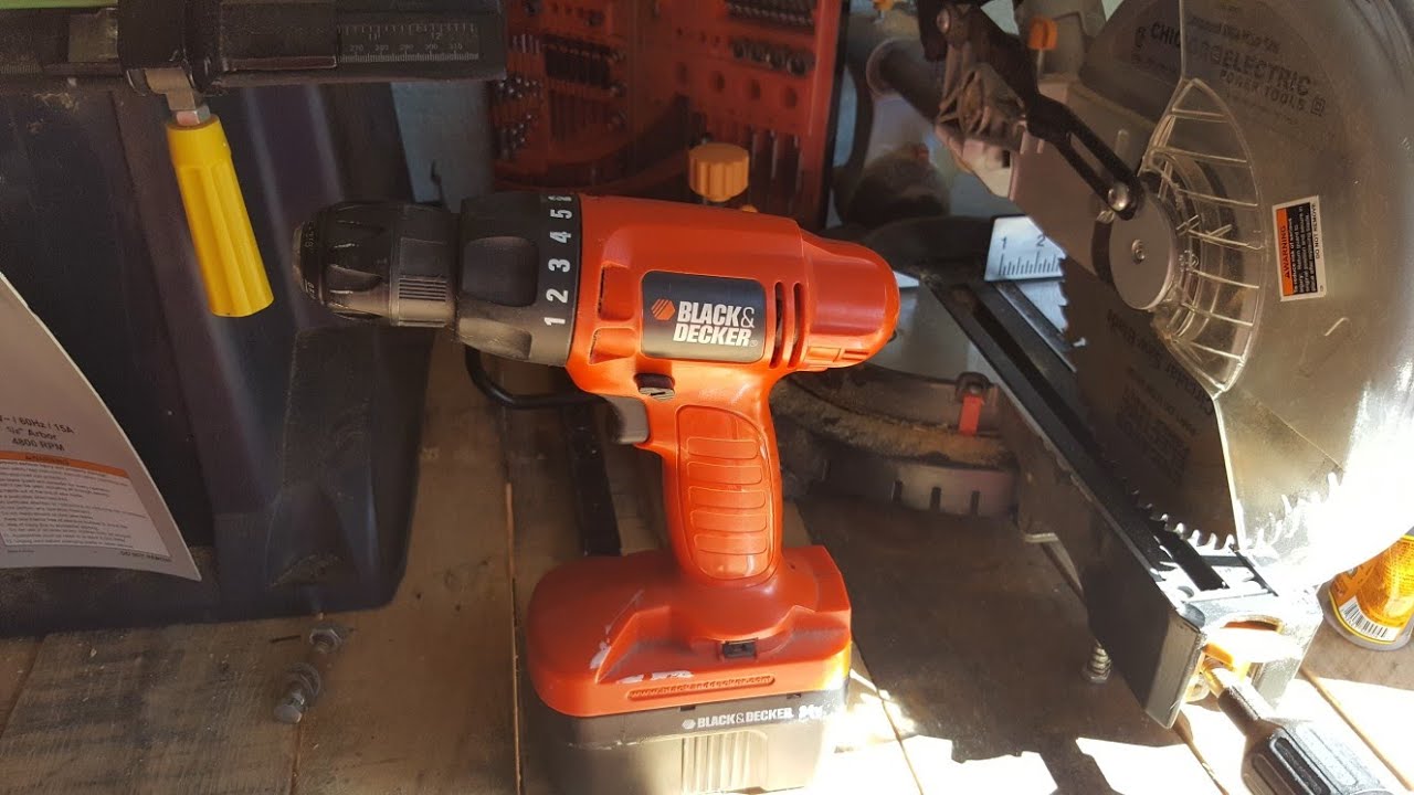 Black & Decker Gc2400 24 Volt Power Drill NO BATTERY OR CHARGER