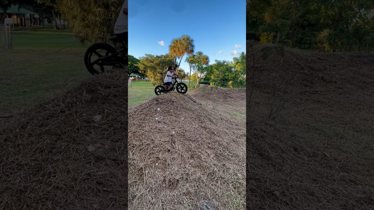 5 year old riding stacyc ebike 🔥 