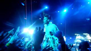 30 Seconds To Mars - The Kill (Jared in crowd) - Paris Bercy 05 03 10 HD
