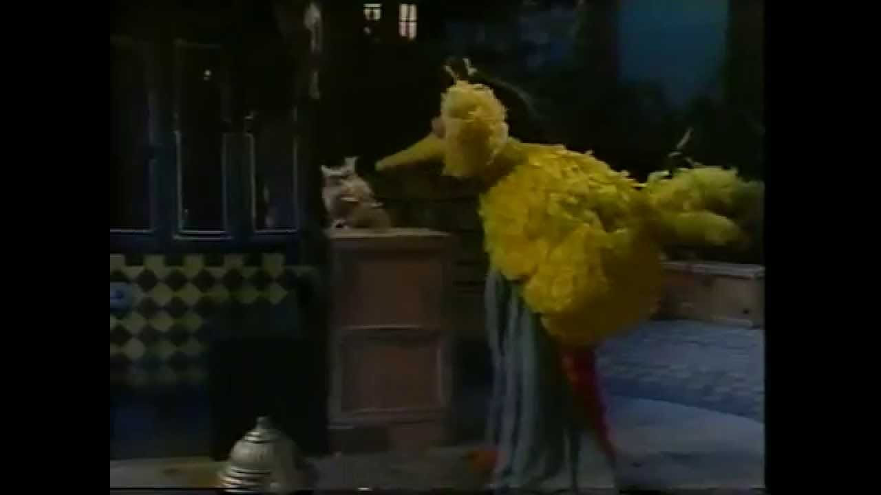 Classic Sesame Street   Big Bird Thinks Theres Martians in Fix It Shop