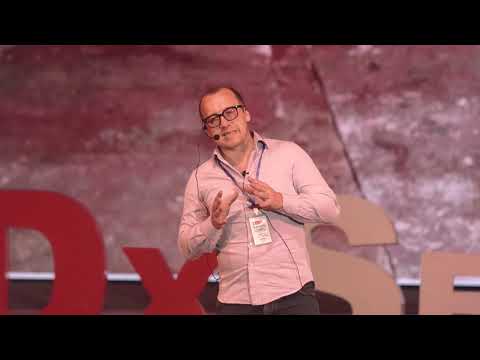 Работа с бездомными животными и их особое место в обществе | Sergey Snegirev | TEDxSemey